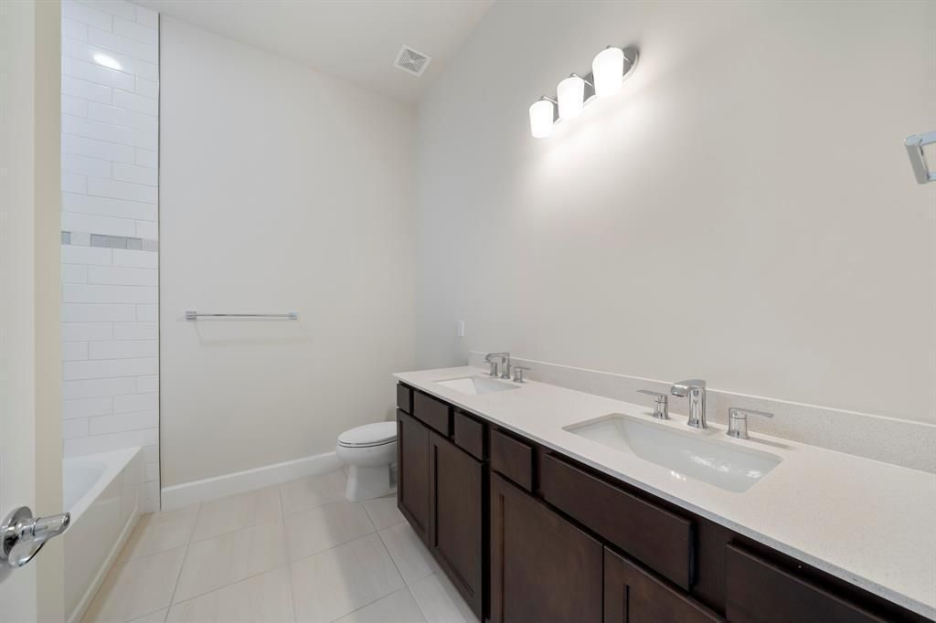 818 SE Courances Drive, Port Saint Lucie, FL 34984 Photo