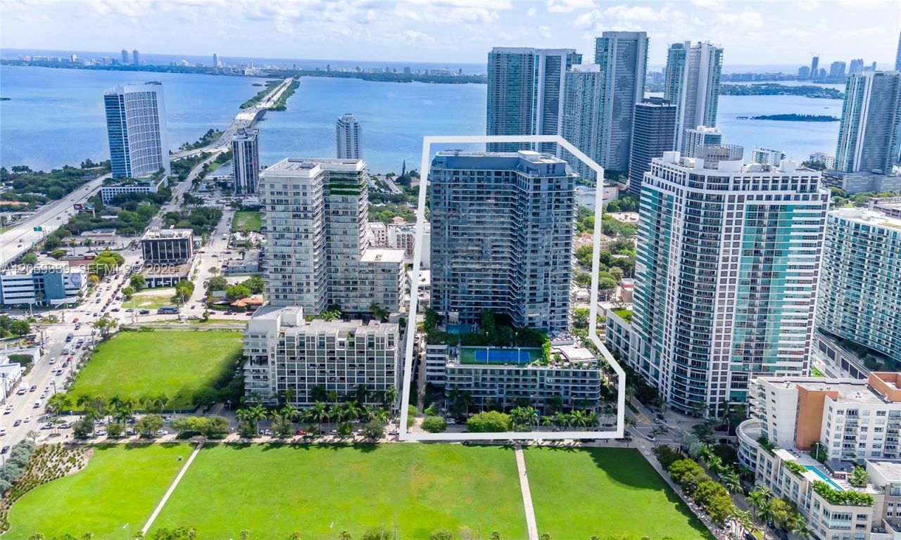 121 NE 34th St , Unit 2003, Miami, FL 33137 Photo