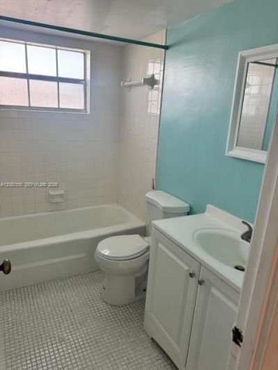 4140 NW 44th Ave , Unit 413, Lauderdale Lakes, FL 33319 Photo
