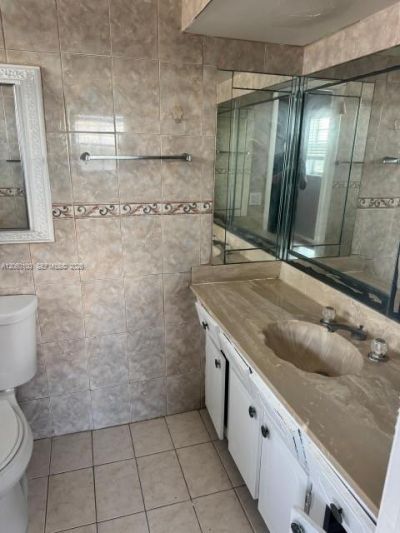 4140 NW 44th Ave , Unit 413, Lauderdale Lakes, FL 33319 Photo
