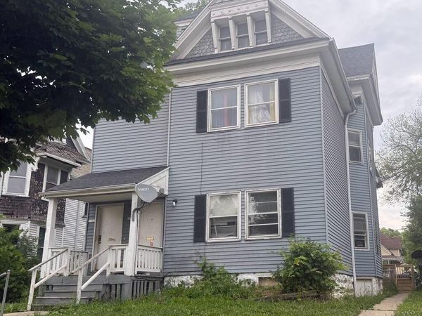 2518 N 2nd STREET, Milwaukee, WI 53212