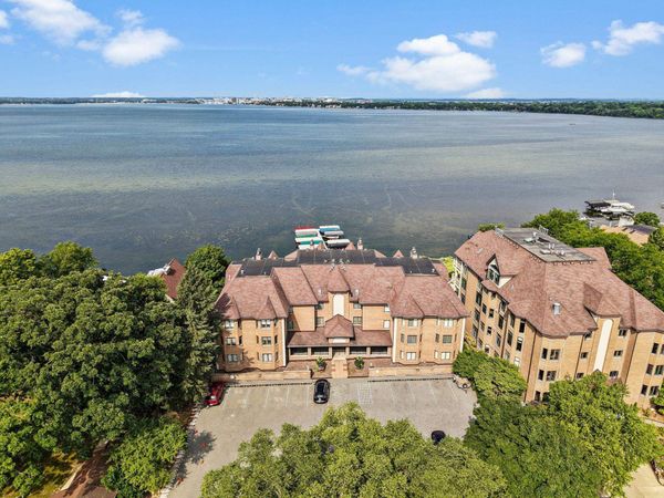 4001 Monona Drive, Unit 204, Monona, WI 53716