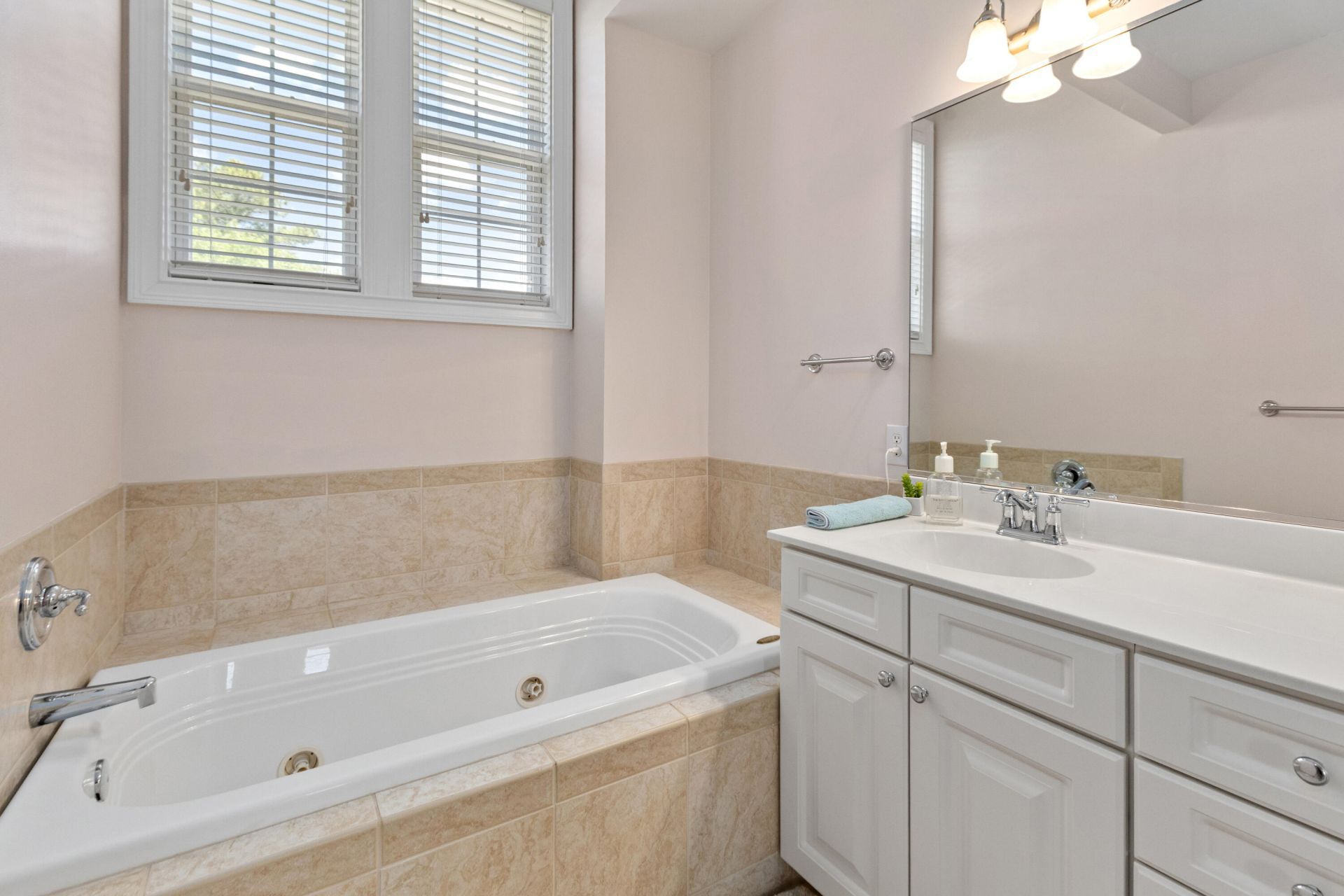 1551 Sea Palms Crescent Photo 29