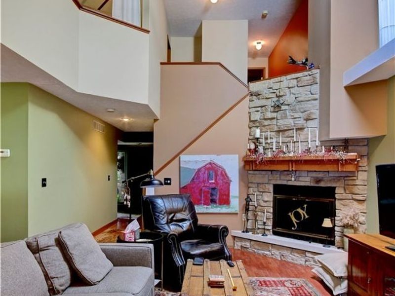 30105 Center Ridge Road, Unit G, Westlake, OH 44145 Photo 6
