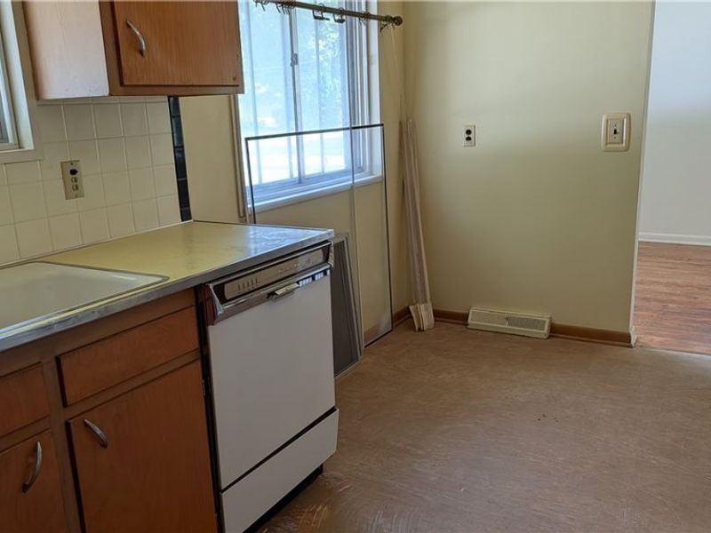 27540 Hollywood Drive, Westlake, OH 44145 Photo 8
