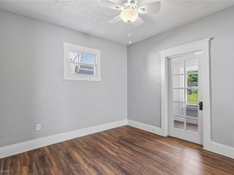 3310 Tampa Avenue , Cleveland, OH 44109 Photo 10