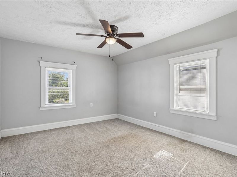 3310 Tampa Avenue, Cleveland, OH 44109 Photo 24