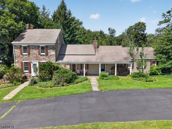 14 Sandbrook Headquarters, Delaware, NJ 08559