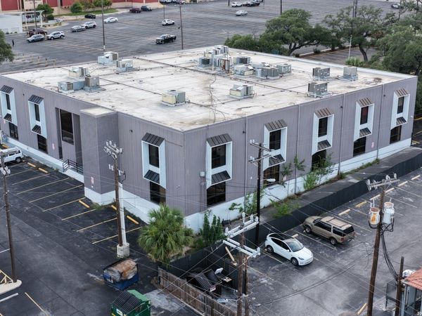 5902 COMPUTER DR, San Antonio, TX 78229
