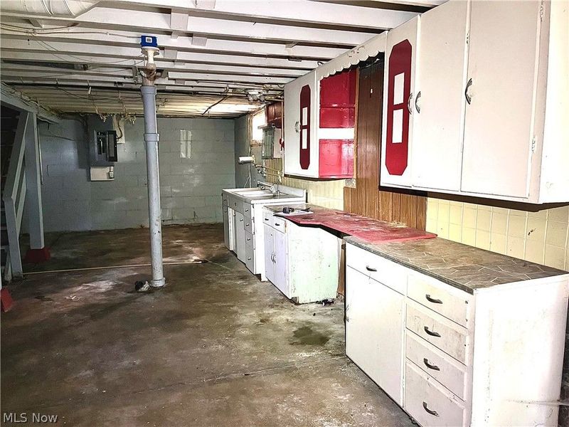 228 E Main Street, Freeport, OH 43973 Photo 30