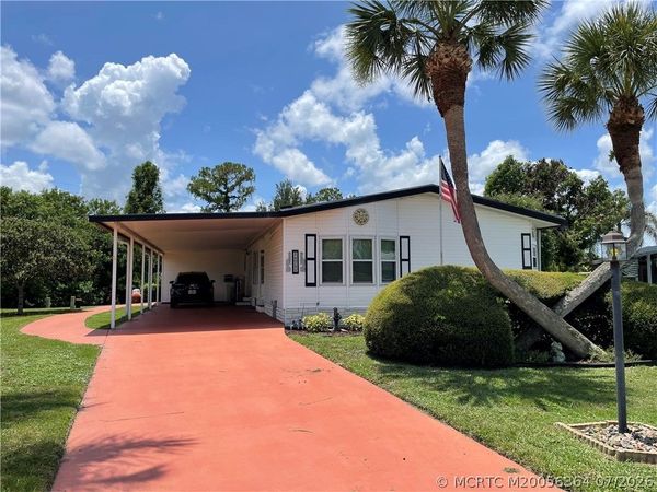 14711 SW Divot Drive, Indiantown, FL 34956