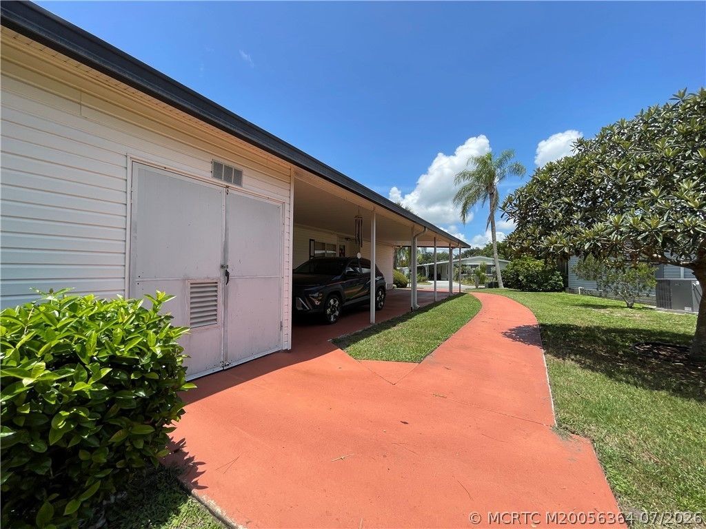 14711 SW Divot Drive, Indiantown, FL 34956 Photo