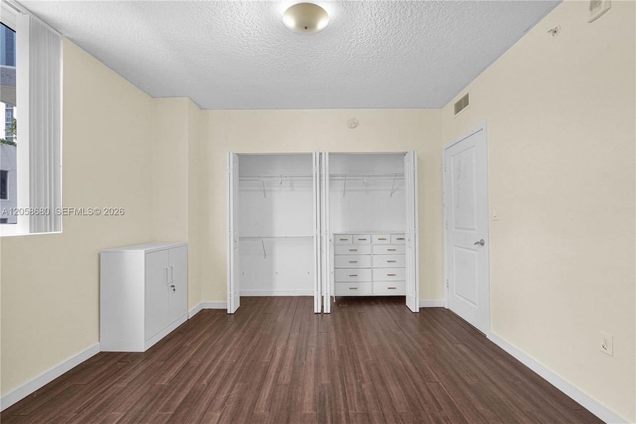 601 NE 23rd St, Unit 901, Miami, FL 33137 Photo