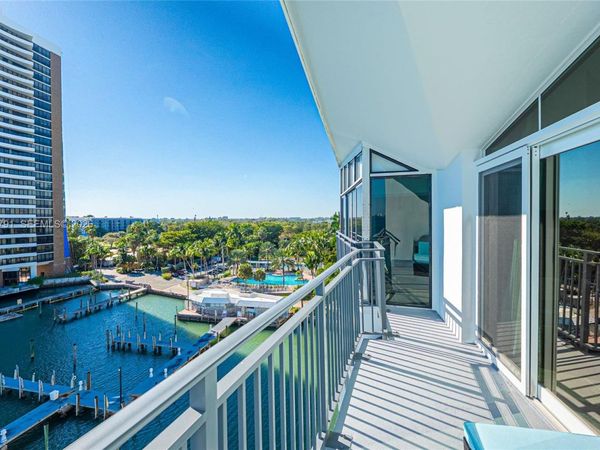 770 NE 69th St, Unit 8F, Miami, FL 33138