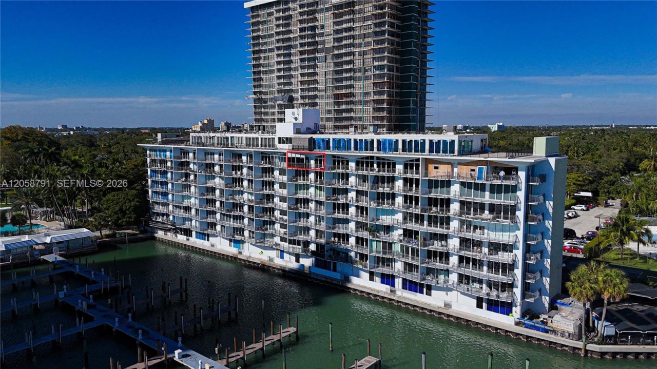 770 NE 69th St, Unit 8F, Miami, FL 33138 Photo