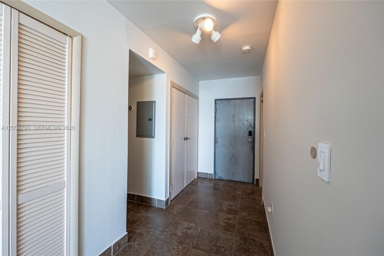 770 NE 69th St, Unit 8F, Miami, FL 33138 Photo