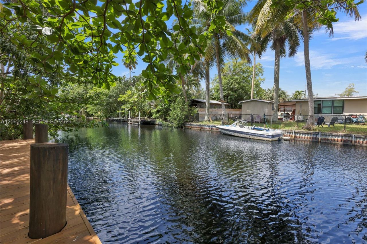 1997 SW 28th Ave, Fort Lauderdale, FL 33312 Photo