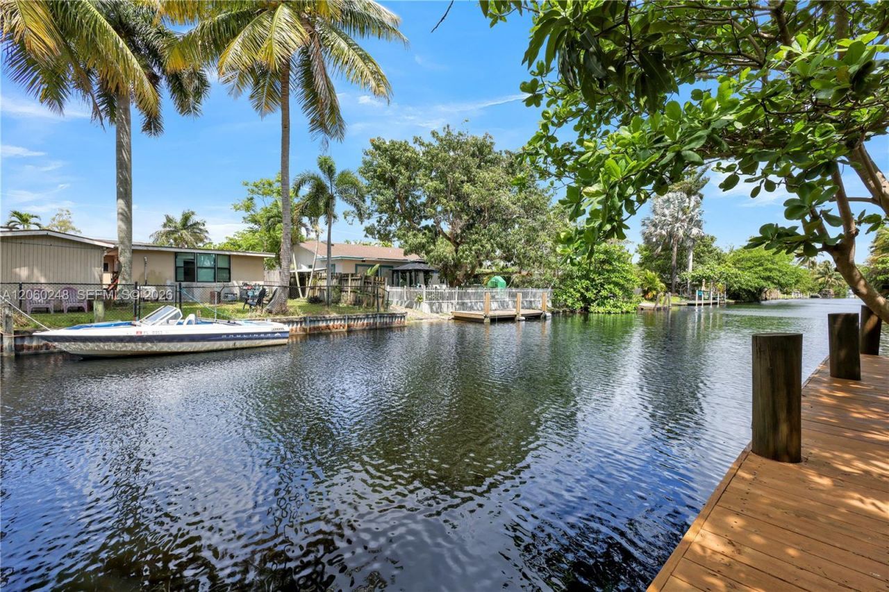 1997 SW 28th Ave, Fort Lauderdale, FL 33312 Photo