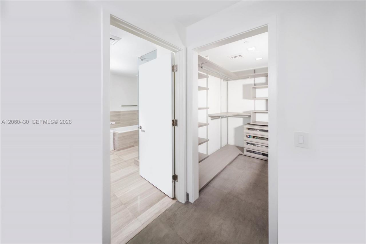 350 Ocean Dr , Unit 604N, Key Biscayne, FL 33149 Photo