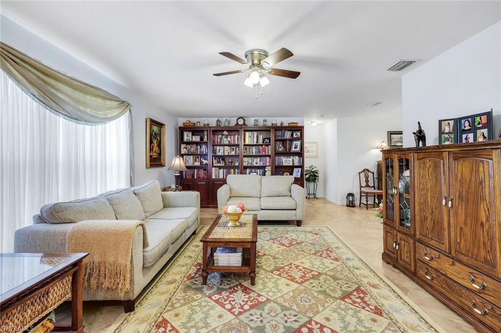 9814 Country Oaks Dr, Fort Myers, FL 33967 Photo