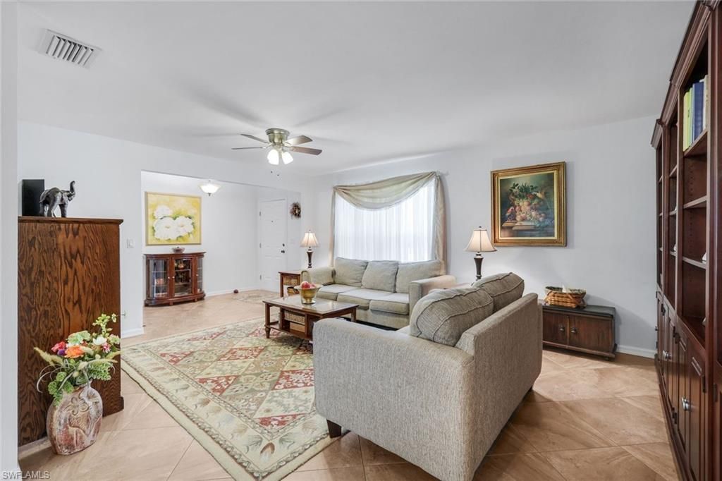 9814 Country Oaks Dr, Fort Myers, FL 33967 Photo