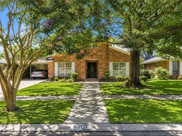 2900 ETON Street , New Orleans, LA 70131