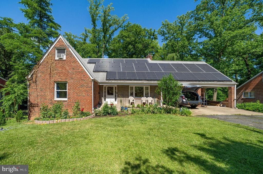 18 LAKESIDE DRIVE , GREENBELT, MD 20770