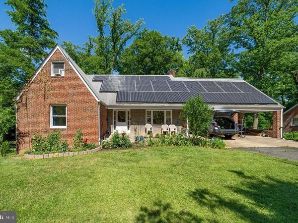 18 LAKESIDE DRIVE , GREENBELT, MD 20770