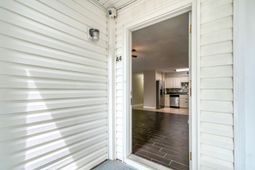 401 Cambridge Circle  photo 4