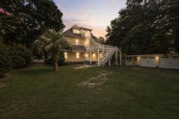 539 Central Avenue photo 4