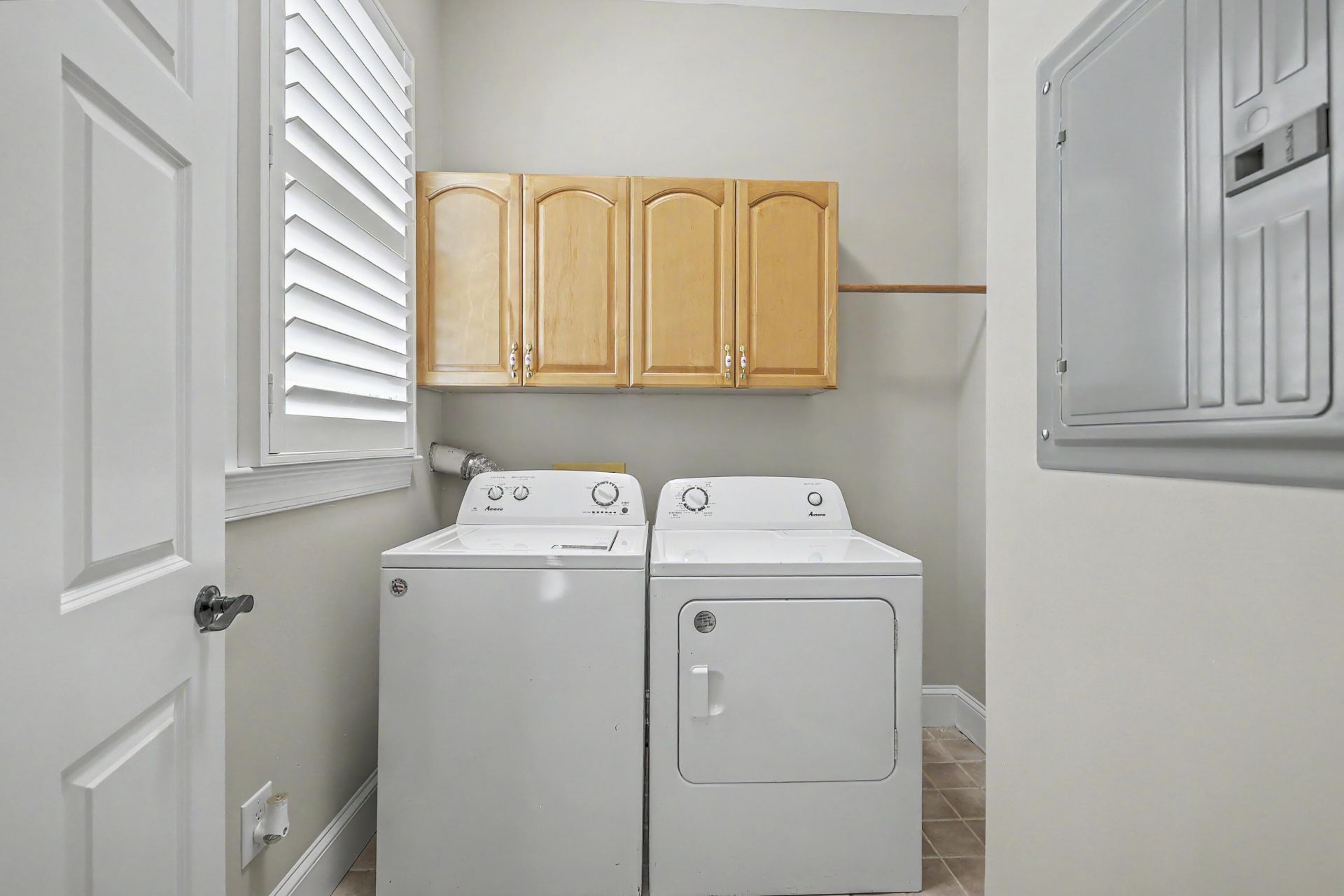 539 Central Avenue Photo 83