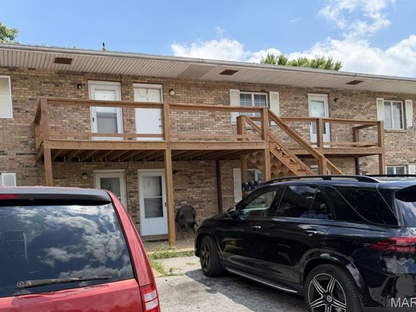 109 Jerome Lane , Cahokia, IL 62206