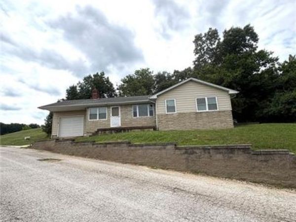 5209 Lakewood Spur Drive , Imperial, MO 63052