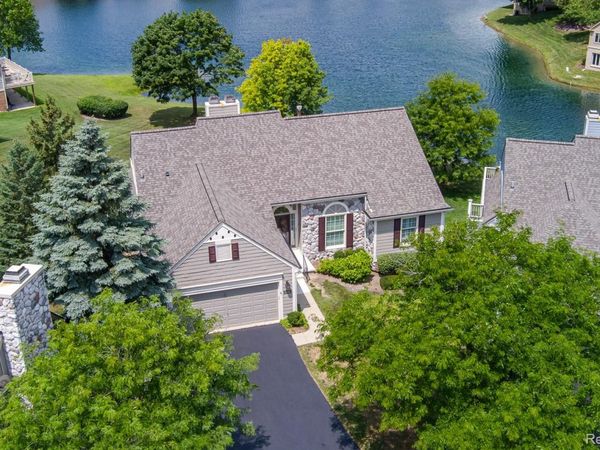2446 Inglehill Pointe, Bloomfield Hills, Mi 48304