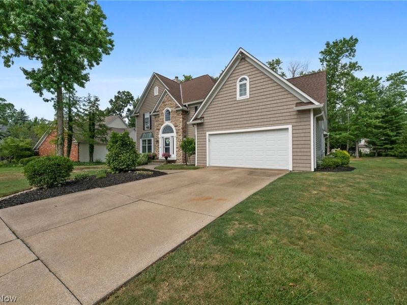 11431 Labrador Lane, Concord Township, OH 44077 Photo 2