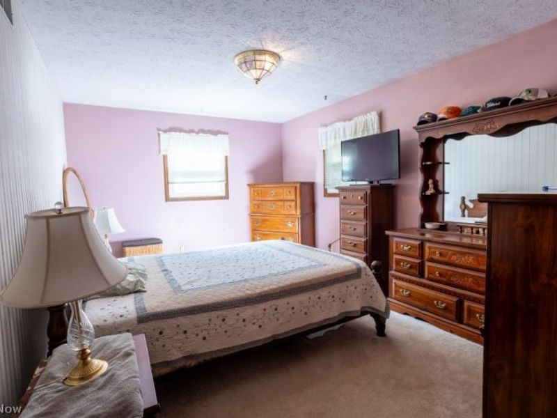8639 Candlewood Avenue NW, North Canton, OH 44720 Photo 12