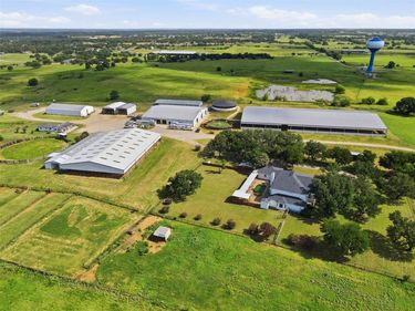 4801 S Highway 377 , Cross Roads, TX 76227