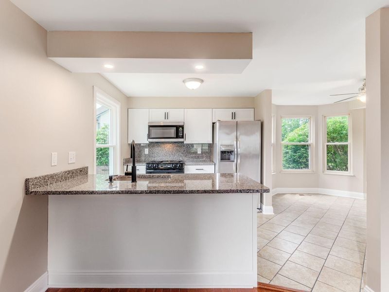 5113 Wolf Run Drive , Columbus, OH 43230 Photo 12
