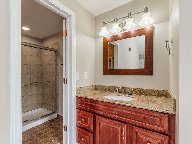 5113 Wolf Run Drive , Columbus, OH 43230 Photo 19