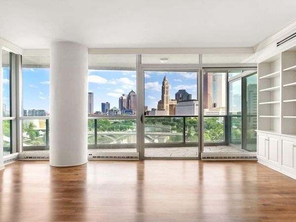 1 Miranova Place, Unit 925, Columbus, OH 43215