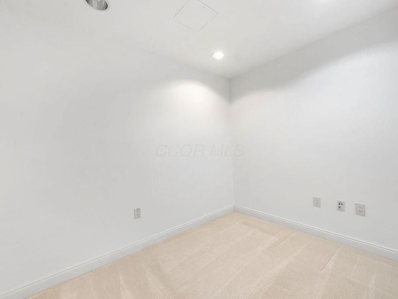 1 Miranova Place, Unit 925, Columbus, OH 43215 Photo 20