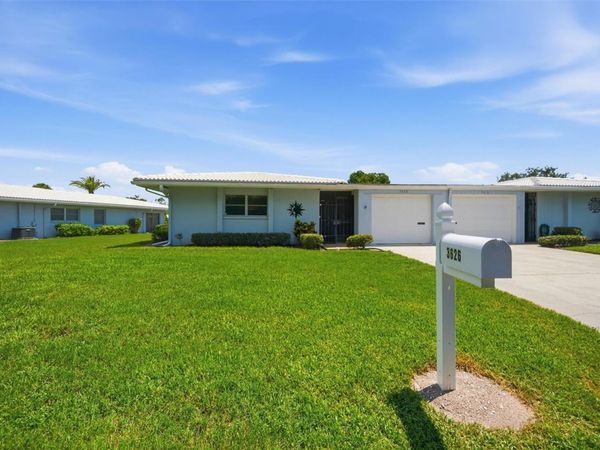 3626 MEDFORD LANE , Unit 1537, SARASOTA, FL 34232