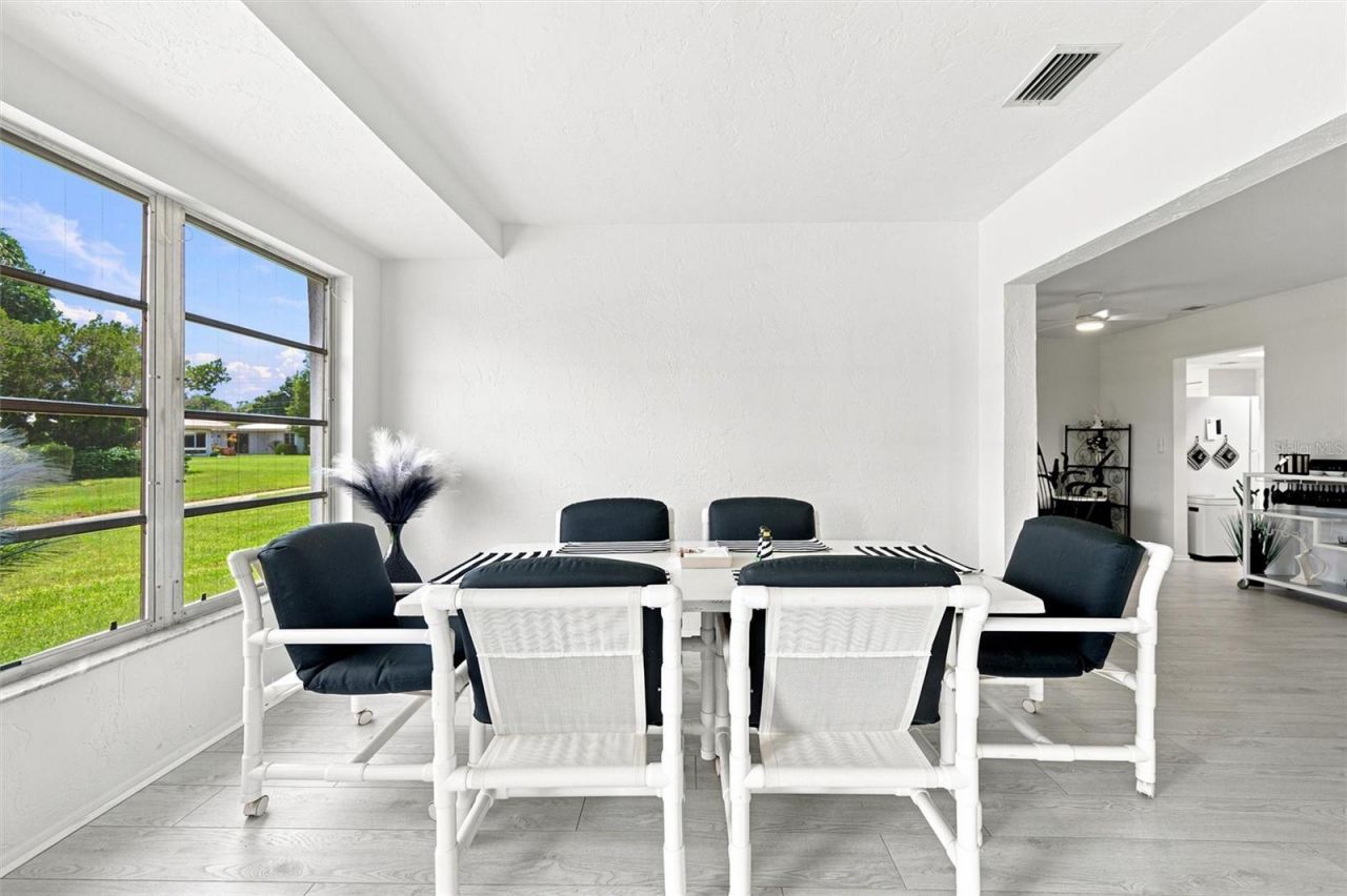 3626 Medford Lane, Unit 1537, Sarasota, FL 34232 Photo