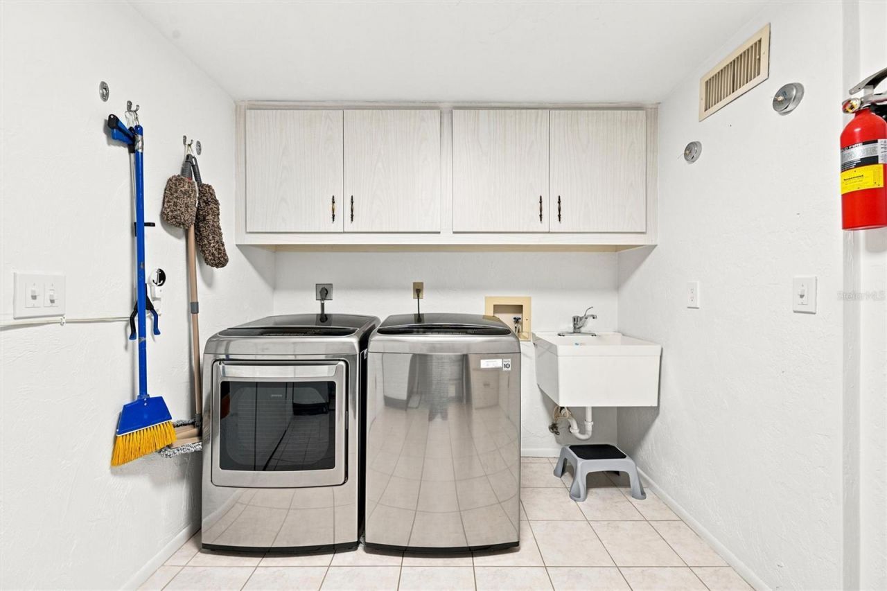 3626 Medford Lane, Unit 1537, Sarasota, FL 34232 Photo