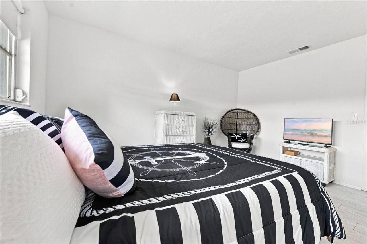 3626 Medford Lane, Unit 1537, Sarasota, FL 34232 Photo