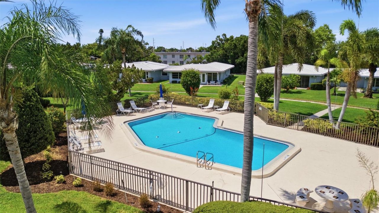 3626 Medford Lane, Unit 1537, Sarasota, FL 34232 Photo