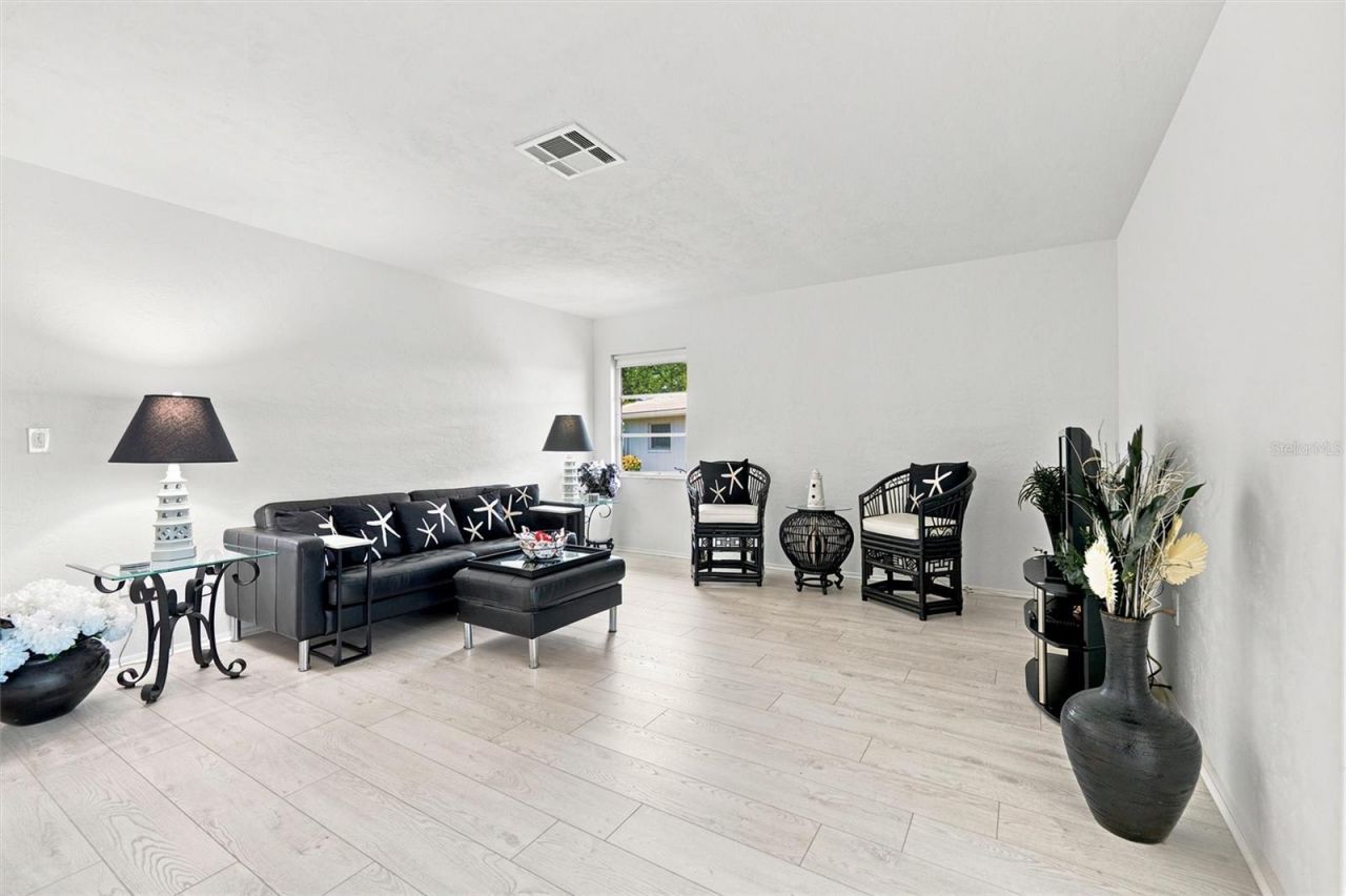 3626 Medford Lane, Unit 1537, Sarasota, FL 34232 Photo
