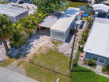 6833 FLICKER LANE, HUDSON, FL 34667