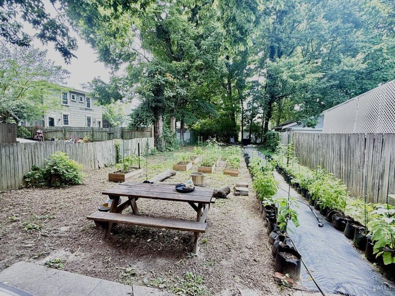 709 Mcmakin Avenue, Cincinnati, OH 45232 Photo 21