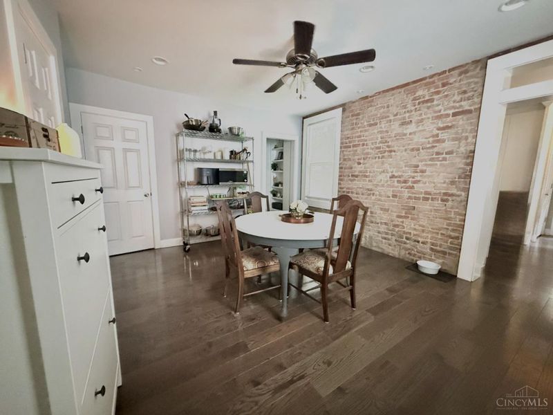 709 Mcmakin Avenue, Cincinnati, OH 45232 Photo 9